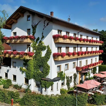 Zum Hirschen Hotel Lam