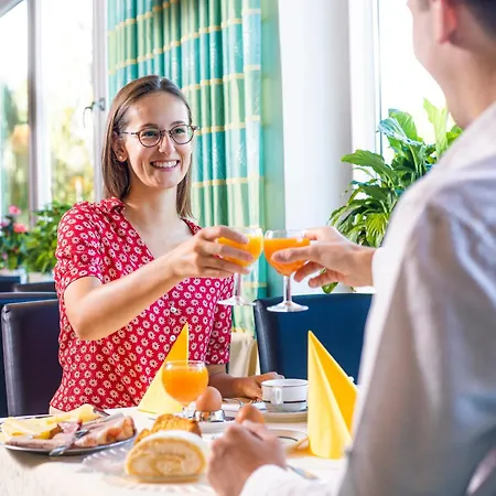 Hotel Hotel zum Hirschen Lam