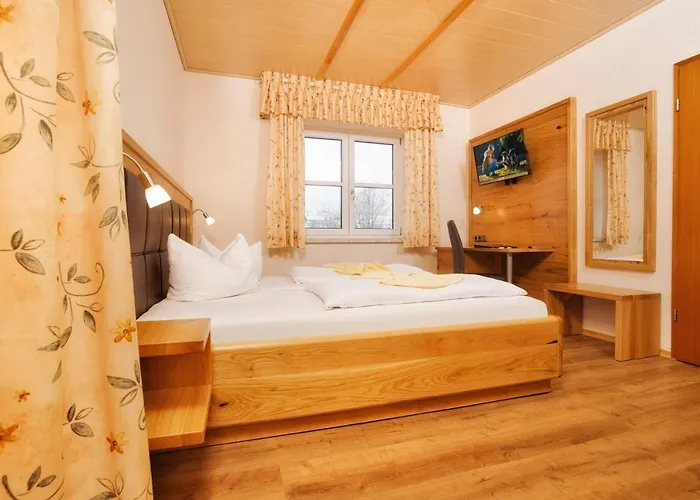 Zum Hirschen Hotel Lam