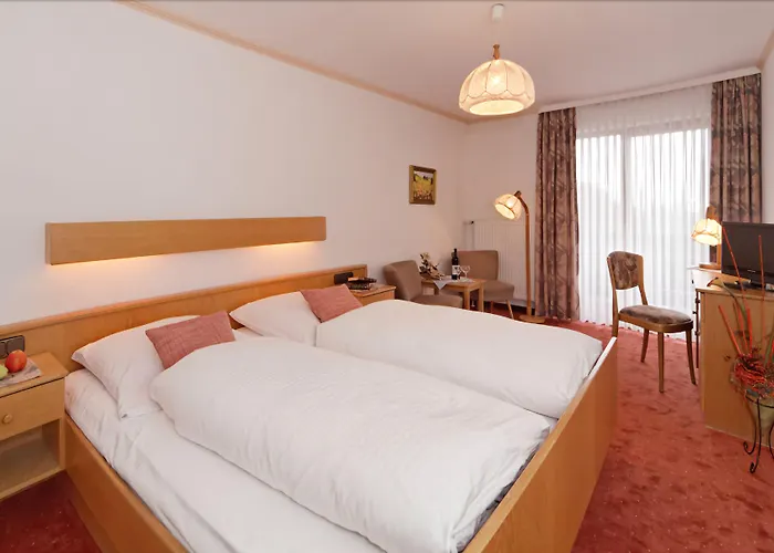 Zum Hirschen Hotel Lam