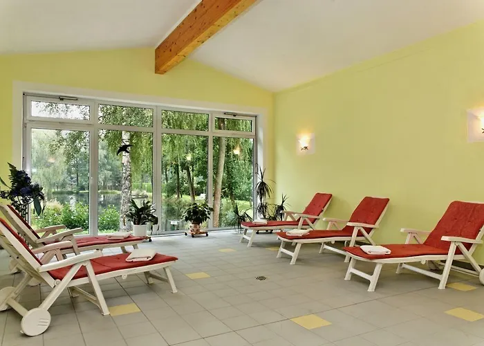 Zum Hirschen 3*