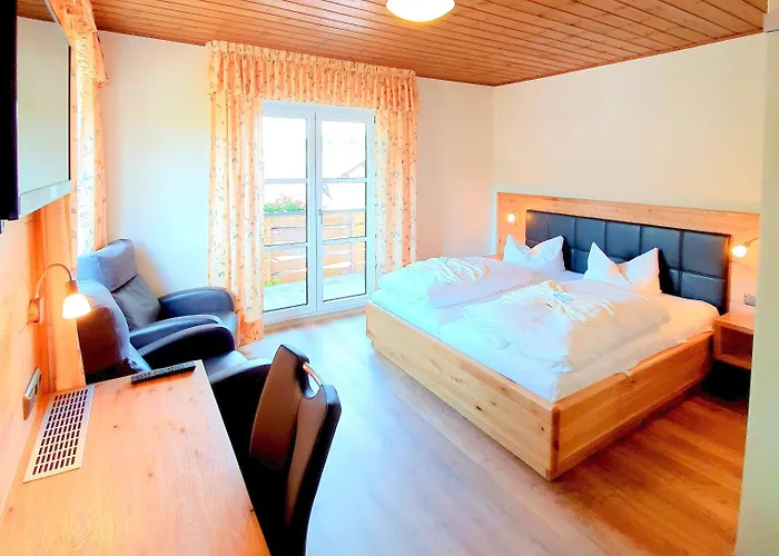 Hotel Zum Hirschen 3*